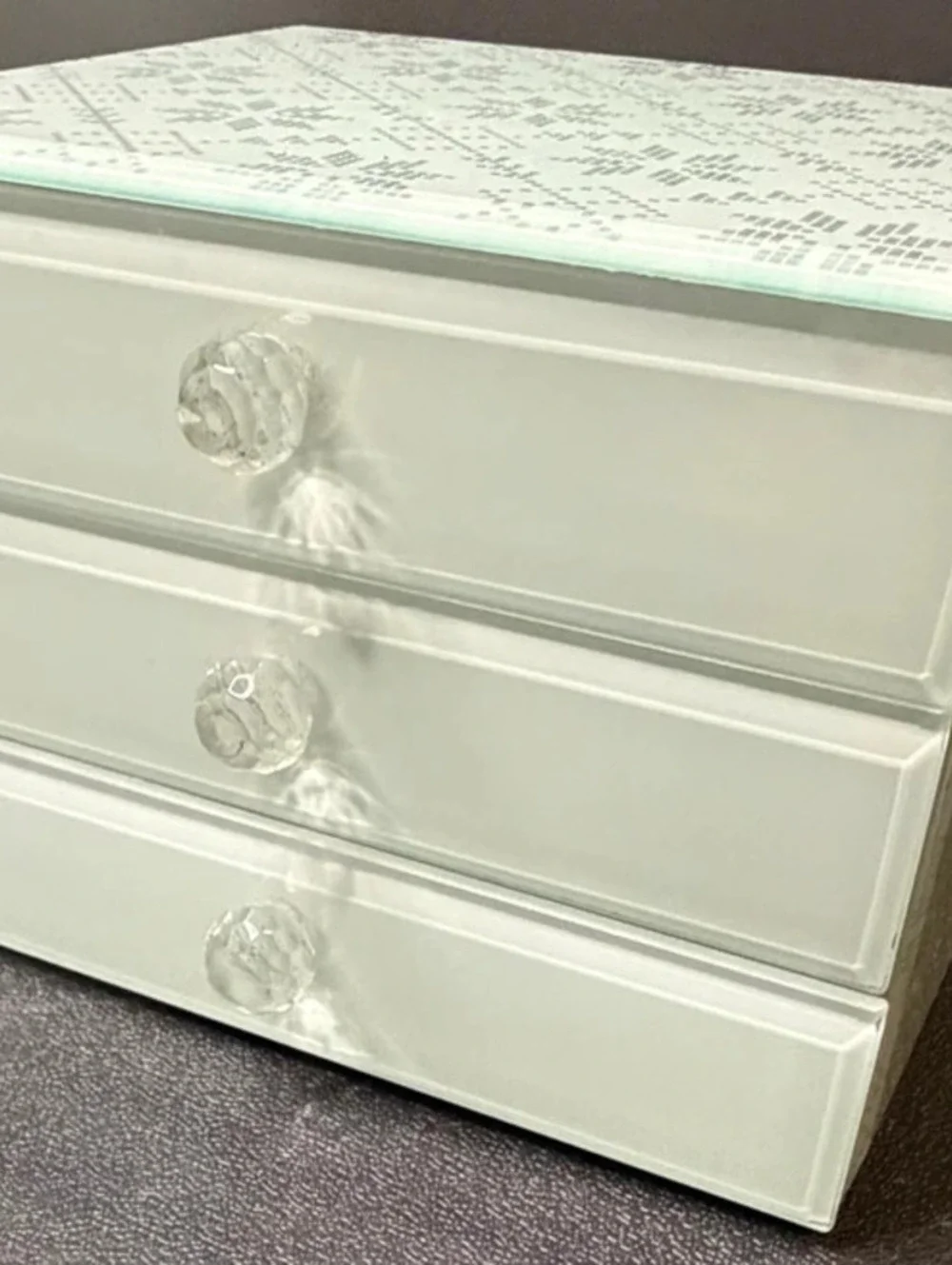 Max Studio Home 3-Drawer Mirrored Jewelry Box - Snowflake Pattern